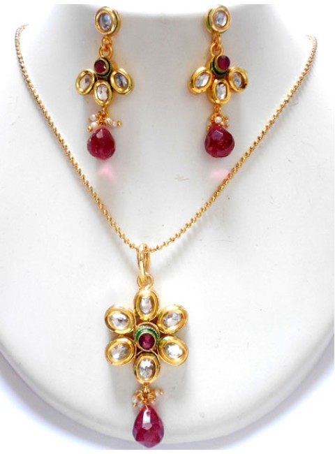 Kundan Pendant Sets